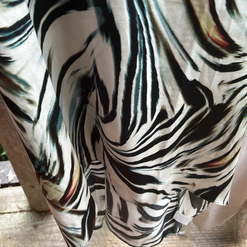 LOLA AND GRACE SLIP DRESS NWOT BLACK/GRAY/BLUE WATER COLOR DRESS SIZE XL MIDI - Picture 3 of 7